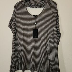 Uniq Green/ Gray Stripe Lightweight Poncho Style Top - Med